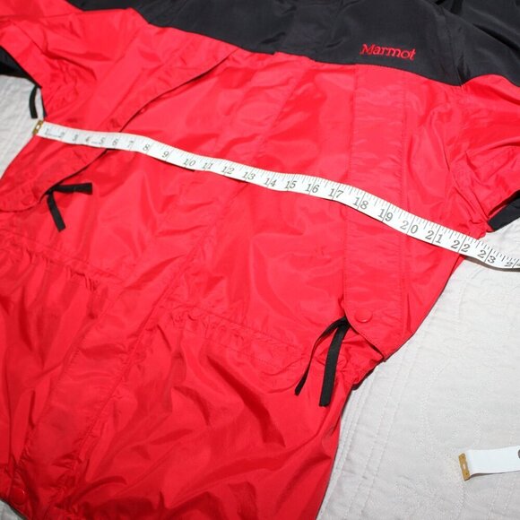 Marmot Womens GoreTex Jacket Raincoat Size Medium Red Black Outdoor Fall Winter - Picture 8 of 9